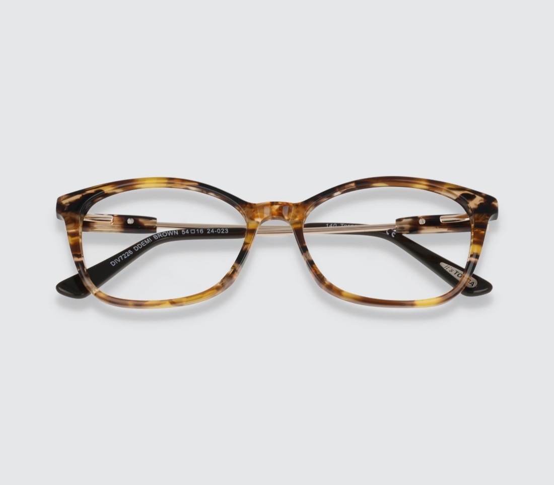 Divine 7226 Demi Brown