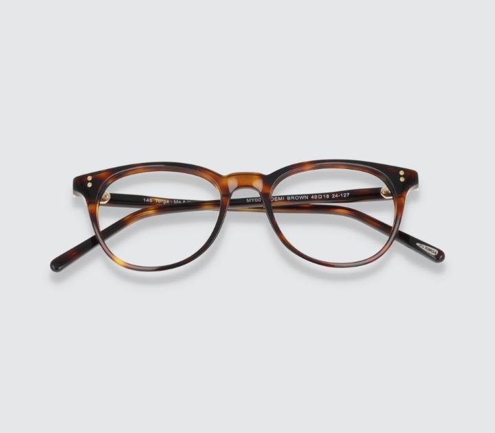 Me & You 9 Demi Brown