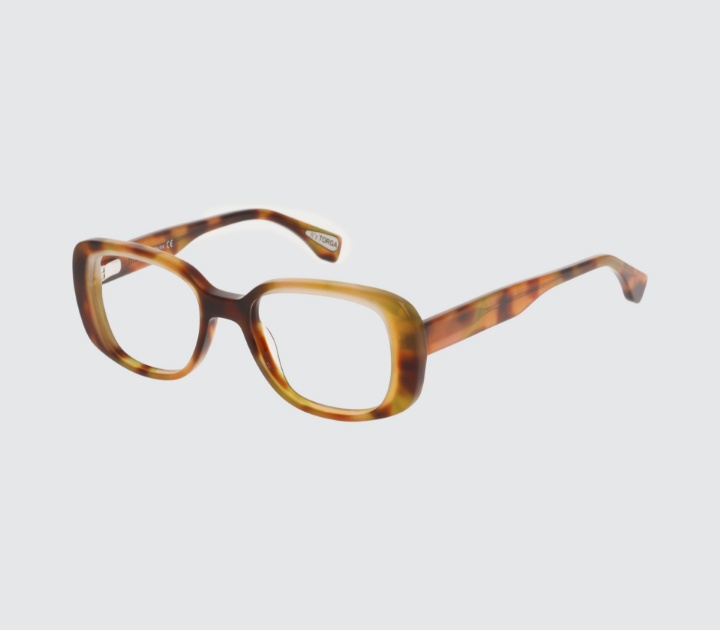 Divine 7242 Demi Brown