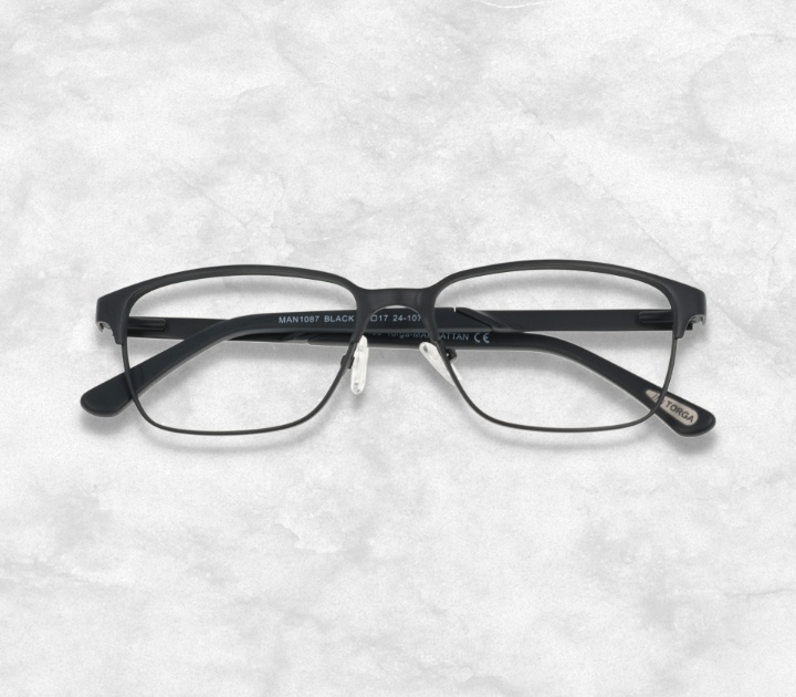 Manhattan 1087 BLack